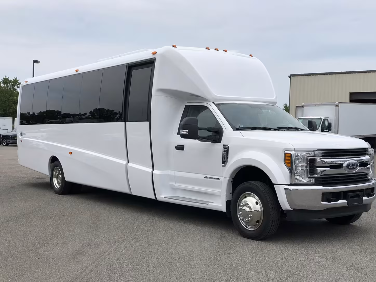 18 passenger minibus