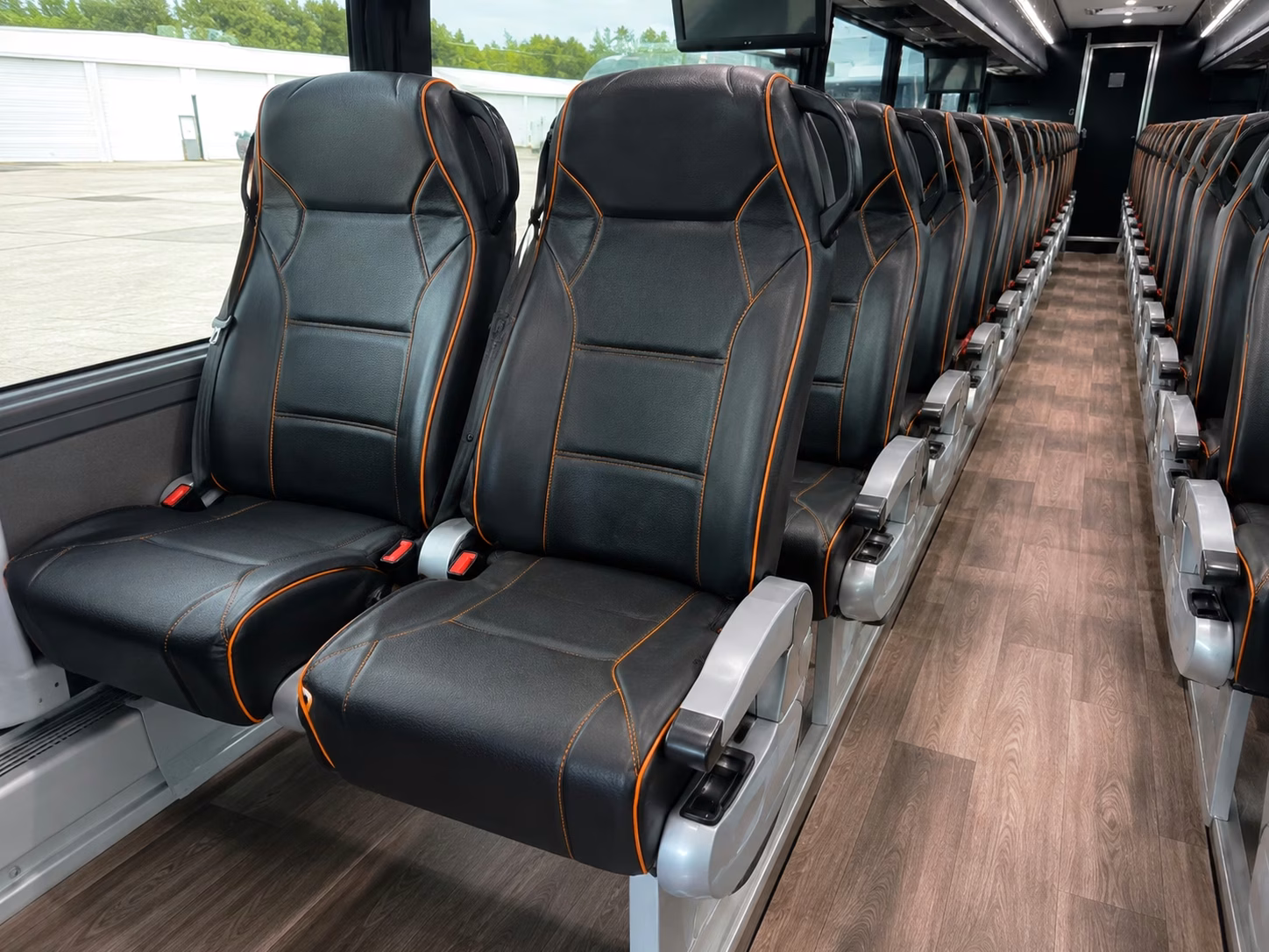 charter bus rentals from temecula and murrieta hotels to menifee