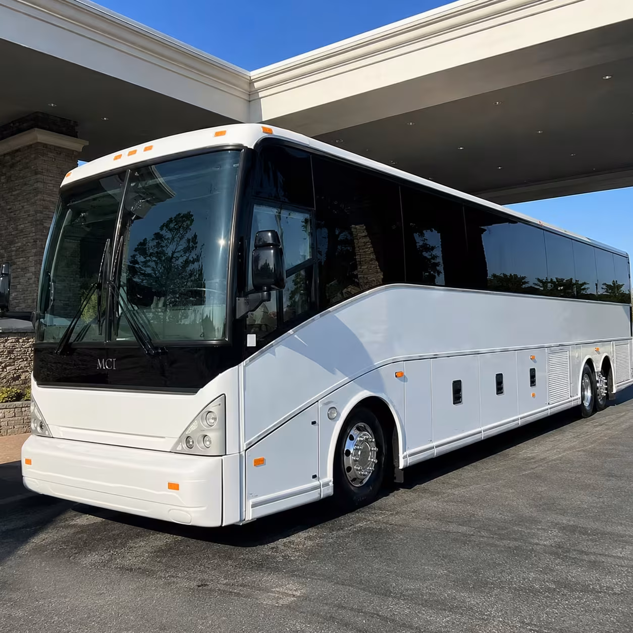 menifee warehouse and distribution center employee transportation