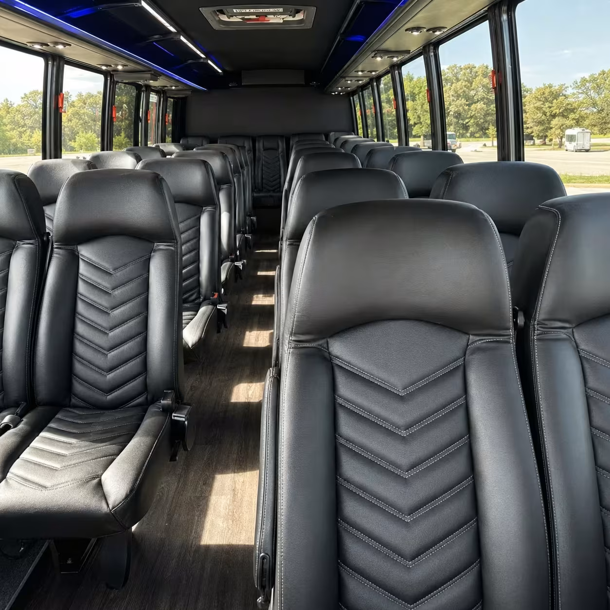 minibus rentals from menifee to petco park and snapdragon stadium